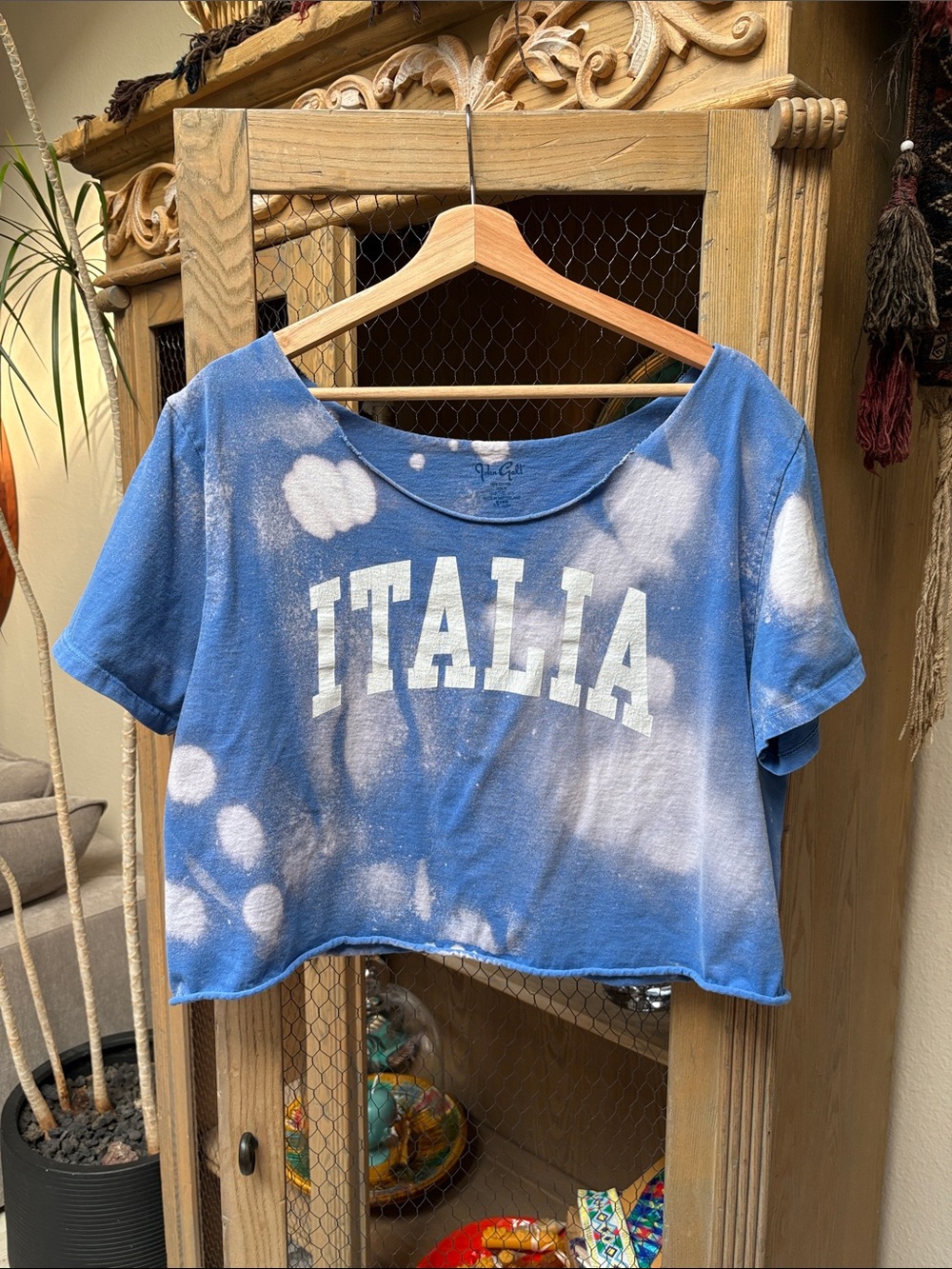 Brandy Melville J. Galt Bleached Tie Dye Italia Cropped T-Shirt
